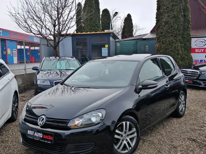 Volkswagen Golf VI