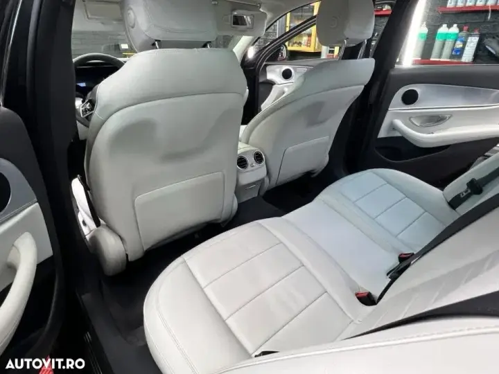 Mercedes-Benz E W213 300 4MATIC 9G-TRONIC