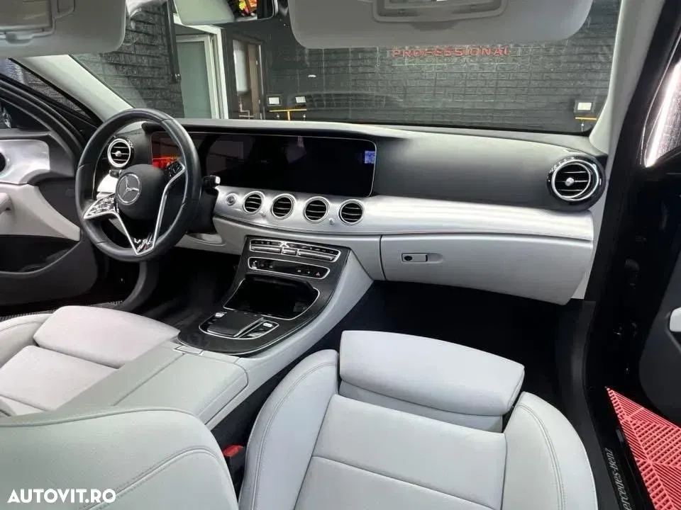 Mercedes-Benz E W213 300 4MATIC 9G-TRONIC — imagine 4