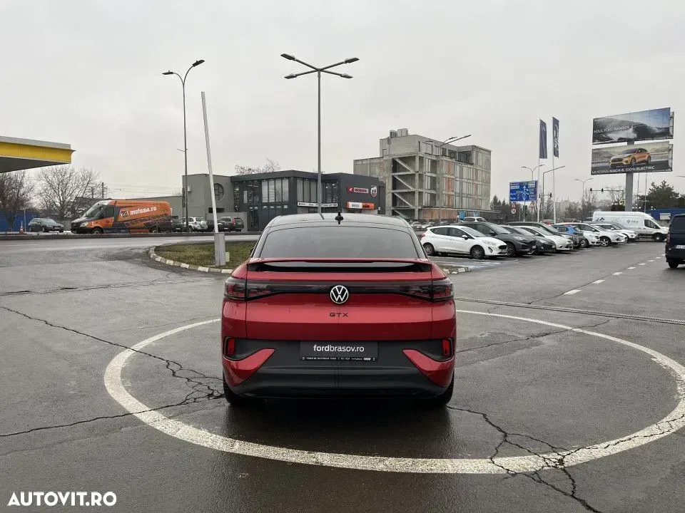 Volkswagen ID.5 77 kWh GTX — imagine 4
