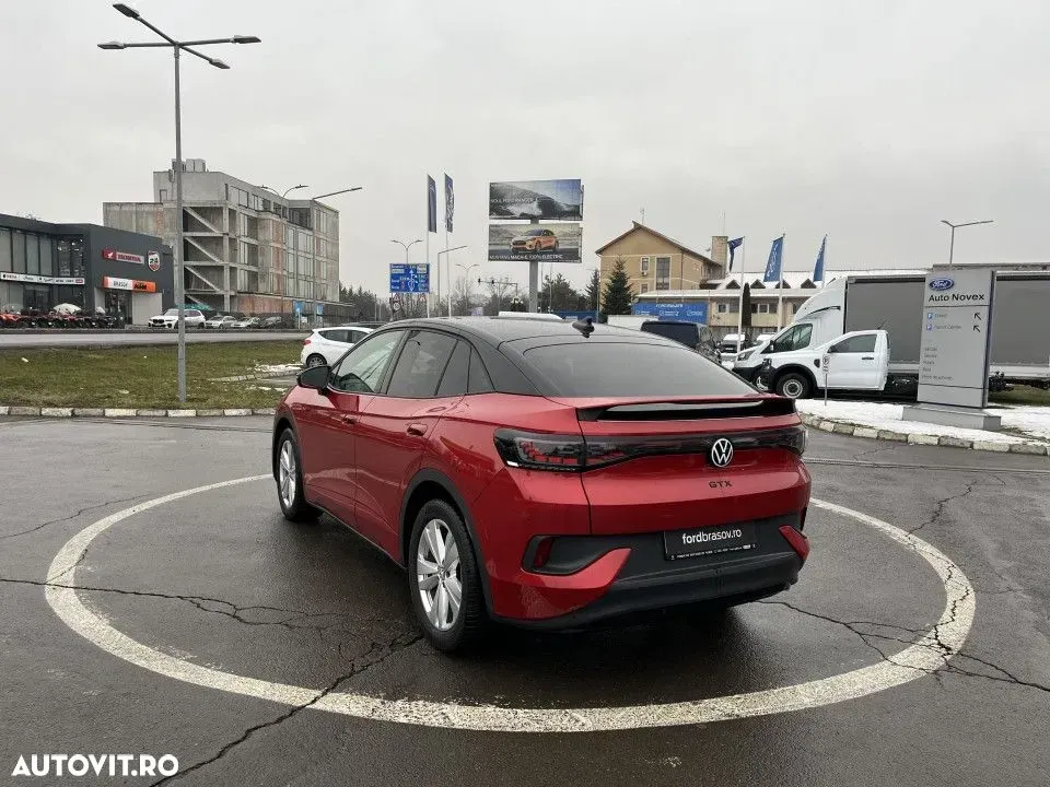 Volkswagen ID.5 77 kWh GTX — imagine 3