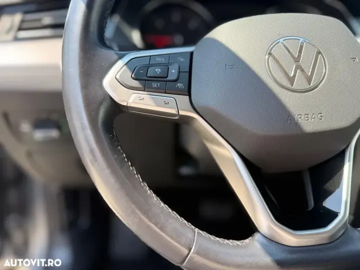 Volkswagen Passat B8 2.0 TDI DSG Highline