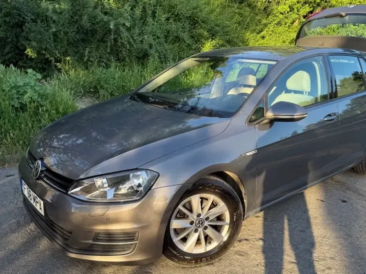 Volkswagen Golf VII