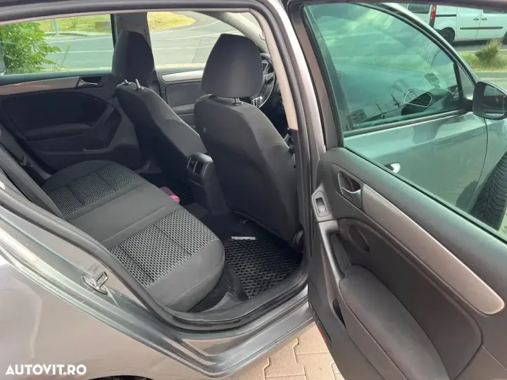 Volkswagen Golf 1.6 TDI DPF Comfortline