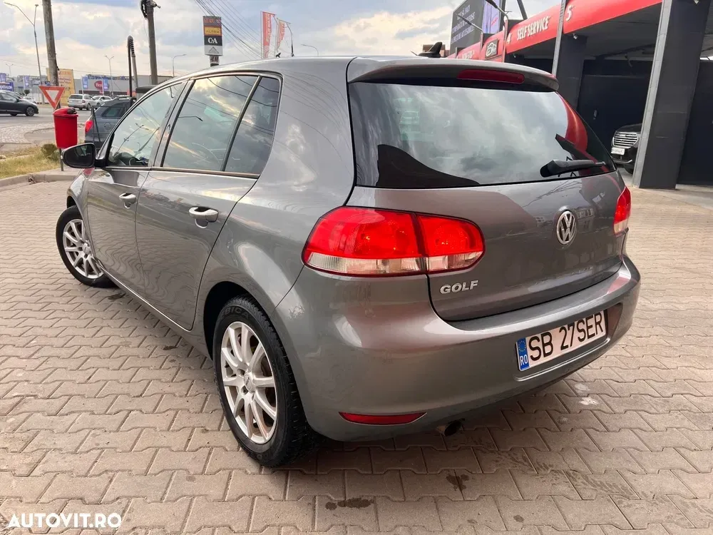 Volkswagen Golf 1.6 TDI DPF Comfortline — imagine 3