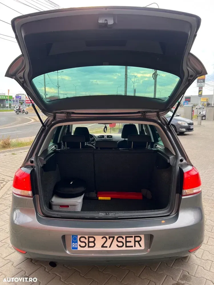 Volkswagen Golf 1.6 TDI DPF Comfortline — imagine 5