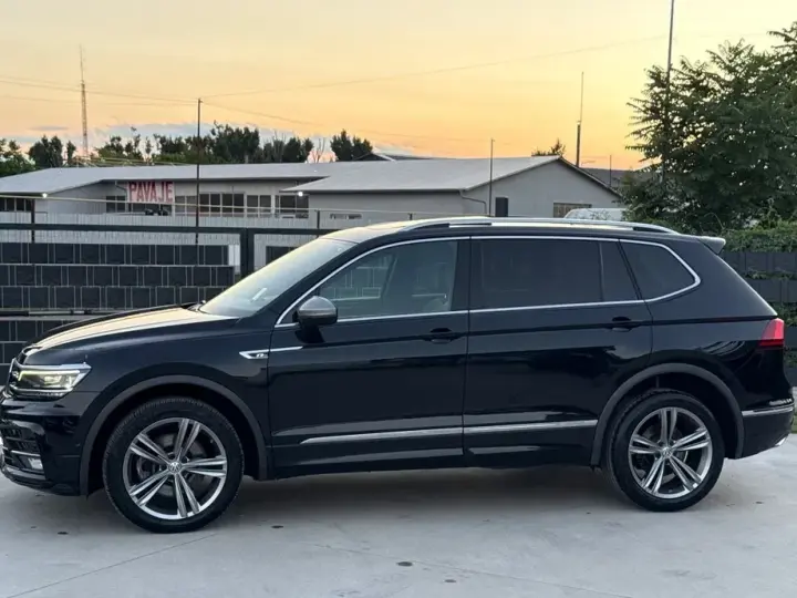 Volkswagen Tiguan II 2.0 TDI 4Mot DSG Highline