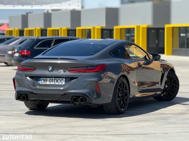 BMW M8