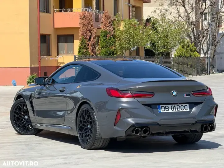 BMW M8
