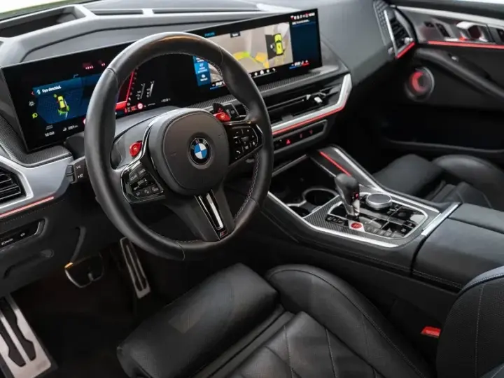 BMW XM
