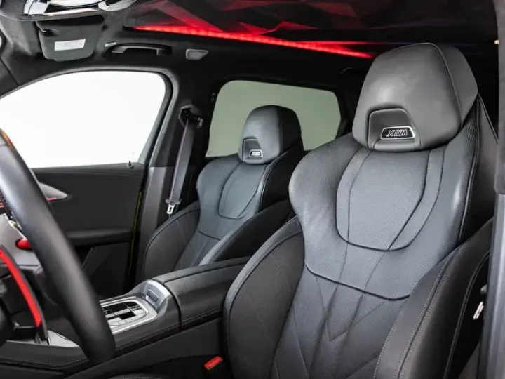 BMW XM