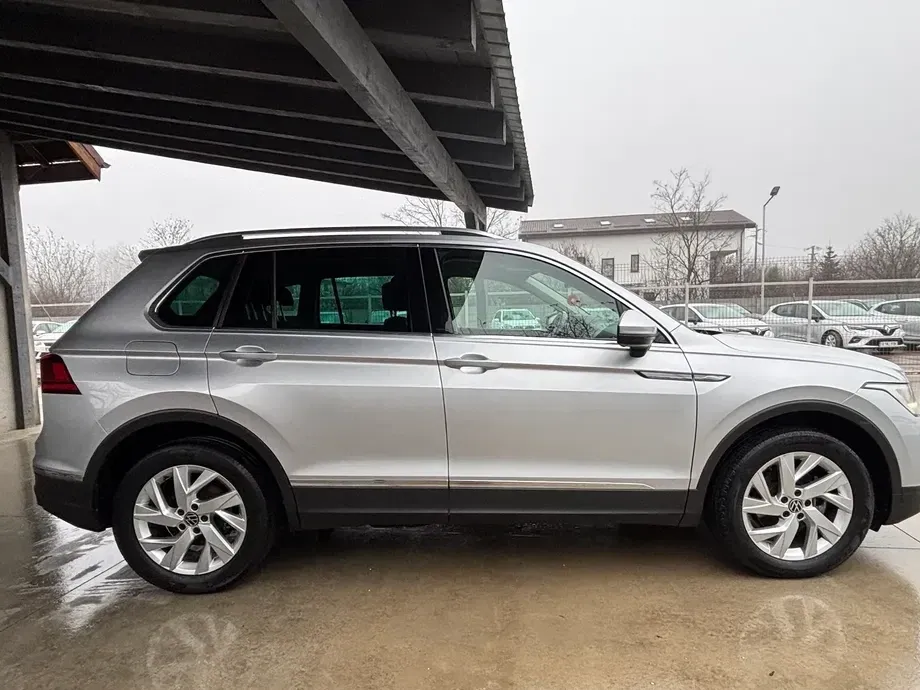 Volkswagen Tiguan II 2.0 TDI SCR 4Motion DSG Comfortline — imagine 6