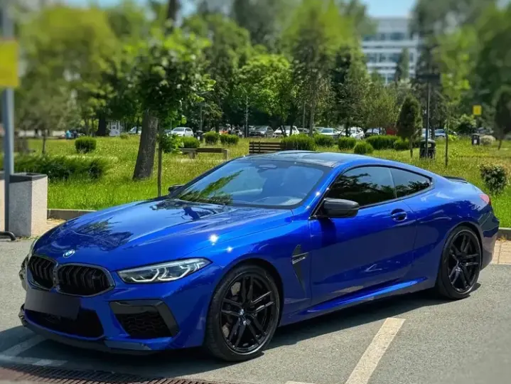 BMW M8