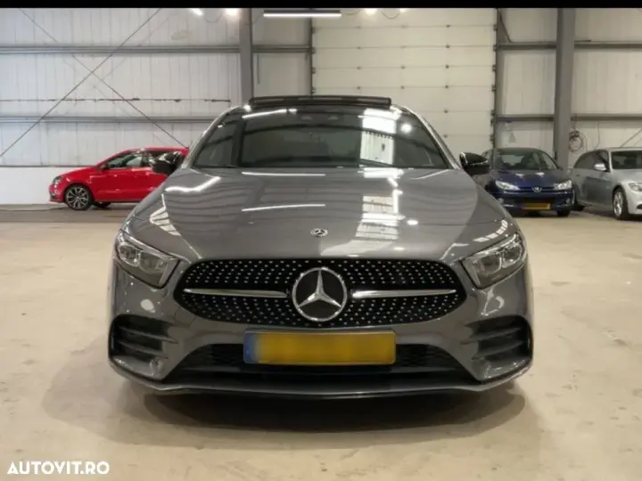 Mercedes-Benz A 180 7G-DCT AMG Line