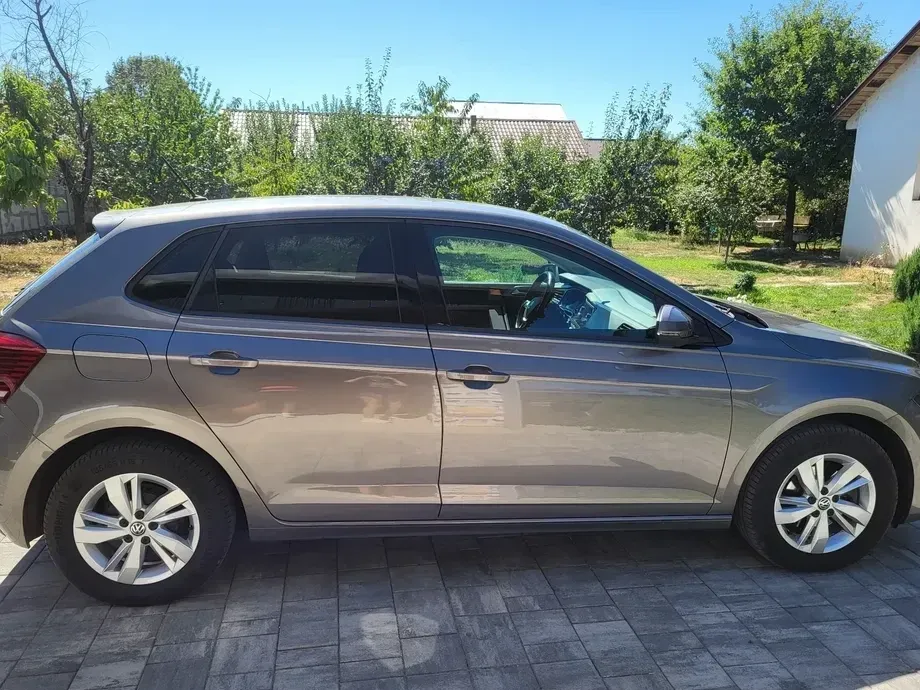 Volkswagen Polo VI 1.6 TDI Comfortline — imagine 6