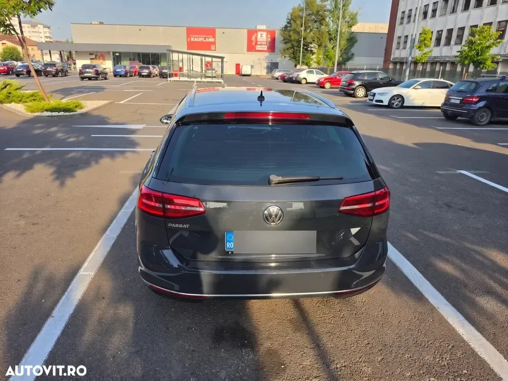 Volkswagen Passat B8 2.0 TDI SCR DSG BlueMotion Highline — imagine 4