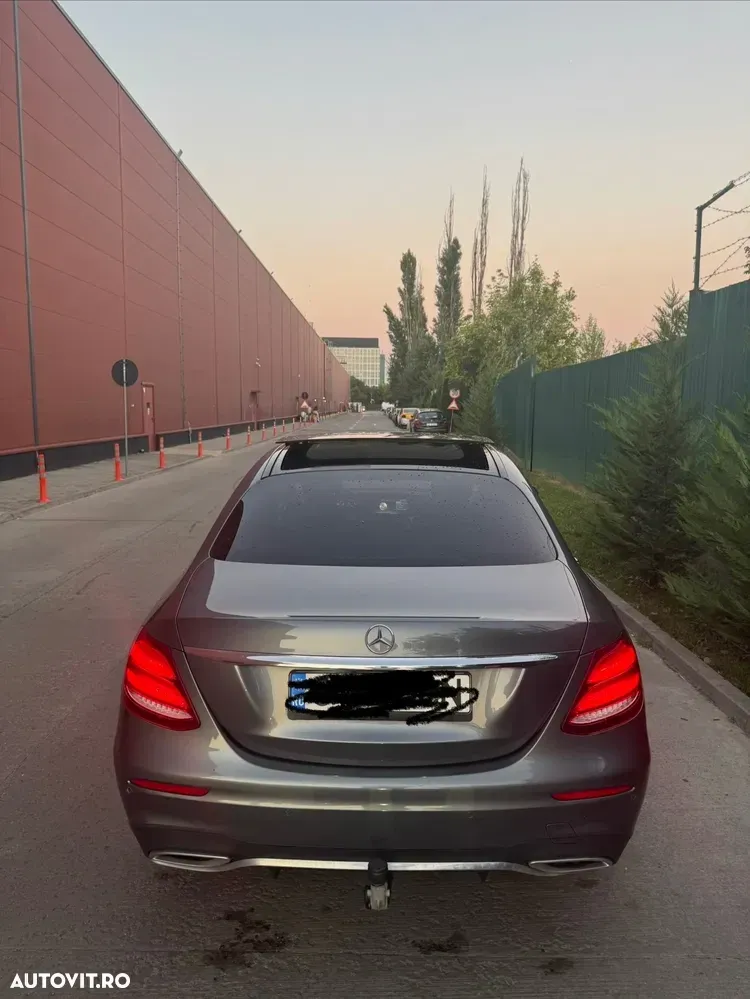 Mercedes-Benz E W213 220 d 9G-TRONIC — imagine 3