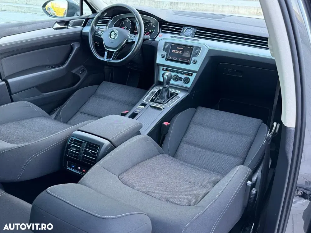 Volkswagen Passat 2.0 TDI SCR 4Motion DSG Comfortline — imagine 3