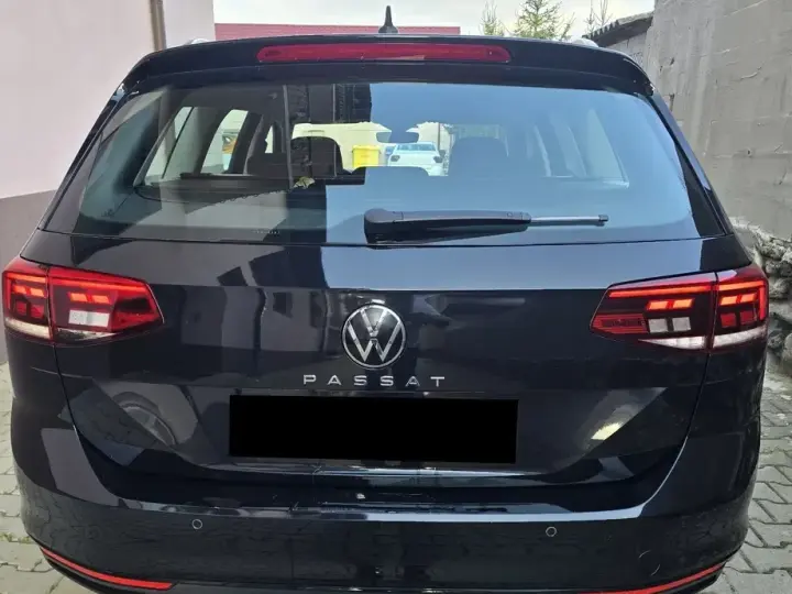 Volkswagen Passat B8 2.0 TDI SCR DSG Business