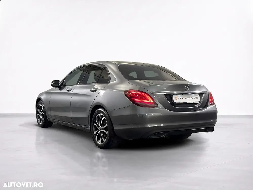 Mercedes-Benz C — imagine 3