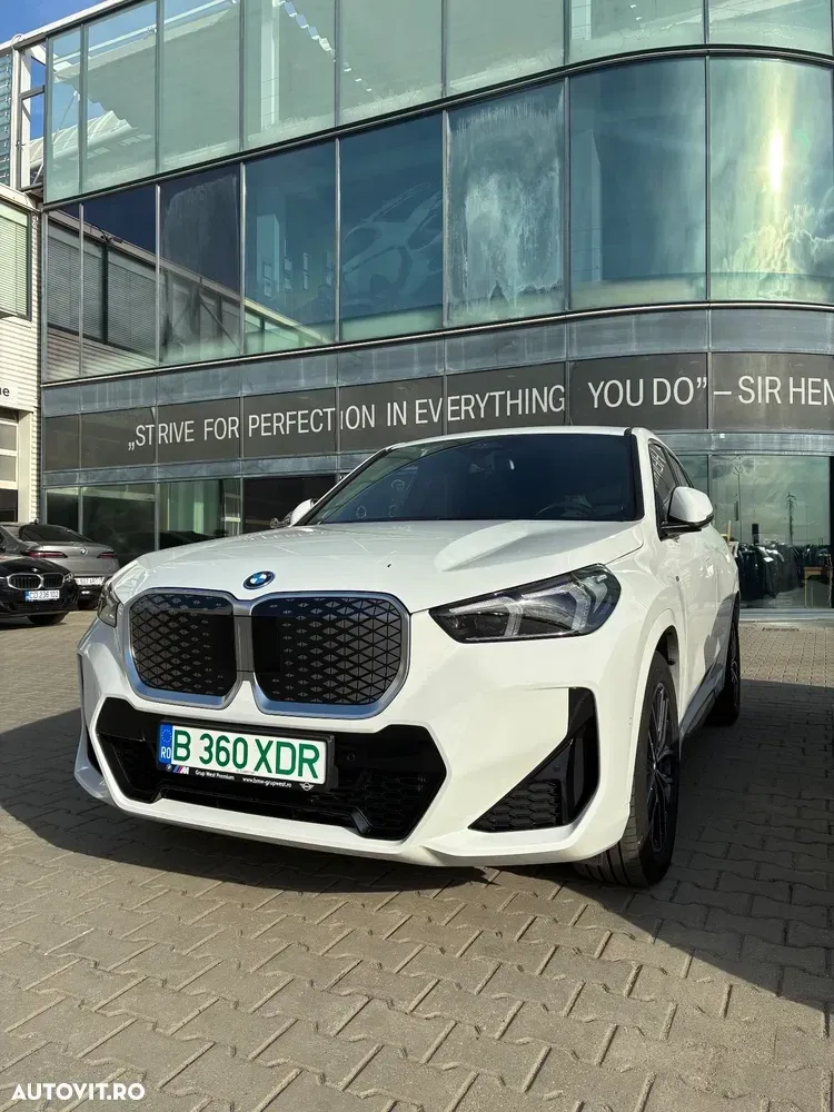 BMW iX1 — imagine 2