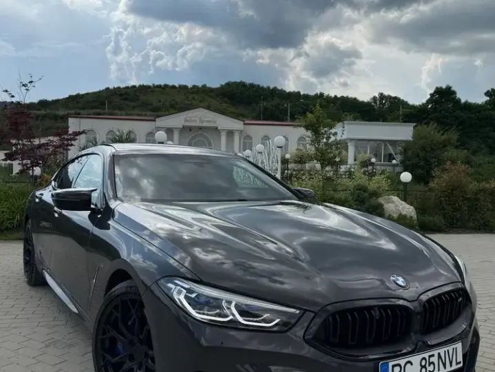 BMW M8