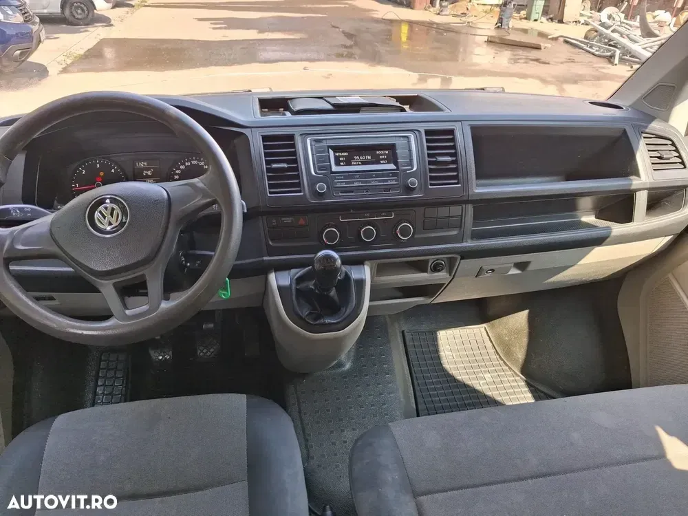 Volkswagen Transporter T5 T6.1 Lang Plus Trendline — imagine 3