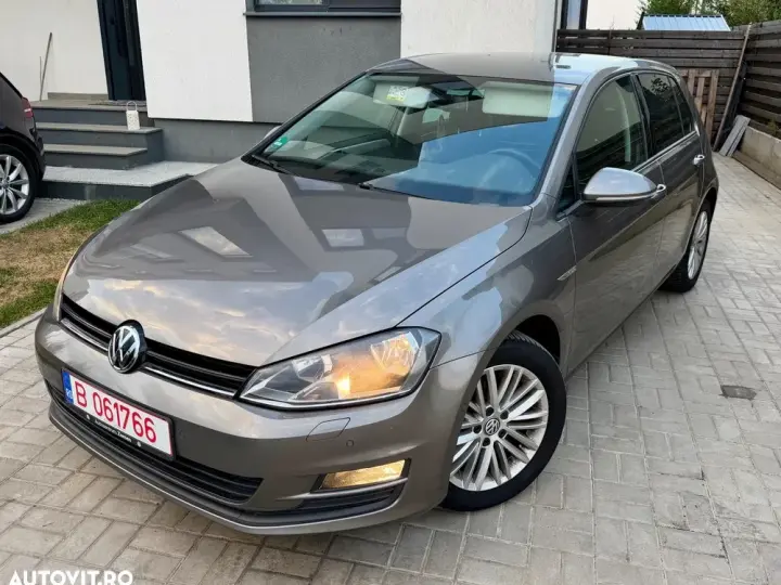 Volkswagen Golf VII 1.2 TSI BlueMotion Technology DSG Cup