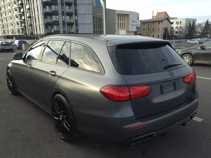 Mercedes-Benz E W213 220 d T-Modell Aut
