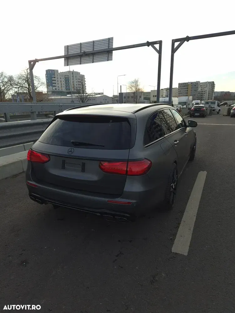 Mercedes-Benz E W213 220 d T-Modell Aut — imagine 3