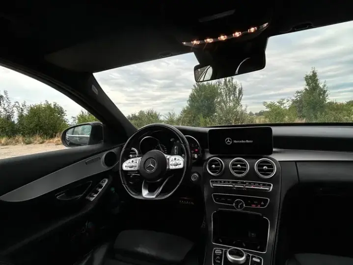 Mercedes-Benz C W205 300 9G-TRONIC AMG Line