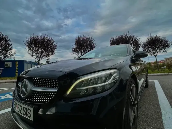 Mercedes-Benz C W205 300 9G-TRONIC AMG Line