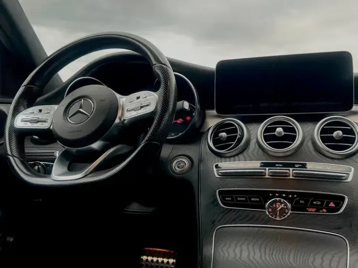 Mercedes-Benz C W205 300 9G-TRONIC AMG Line