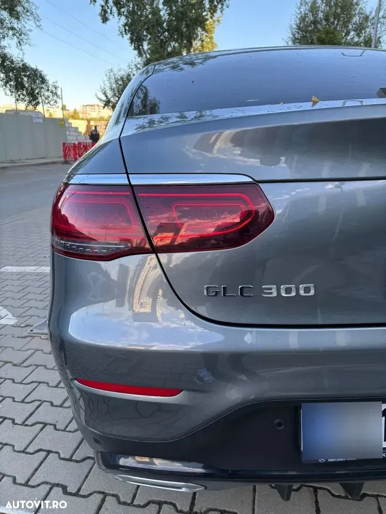Mercedes-Benz GLC Coupe 300 4MATIC MHEV — imagine 4