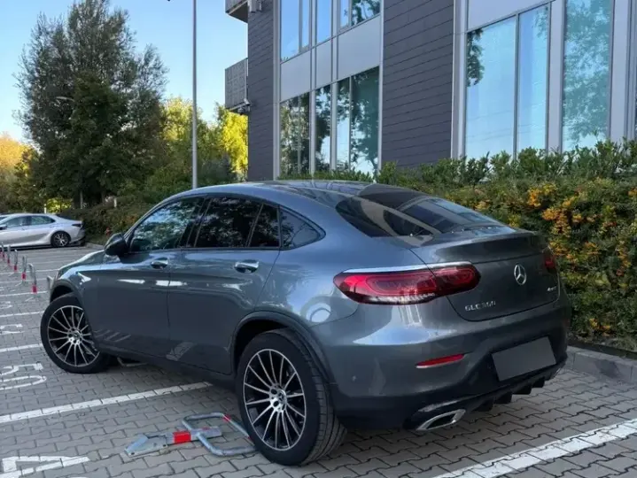Mercedes-Benz GLC Coupe 300 4MATIC MHEV