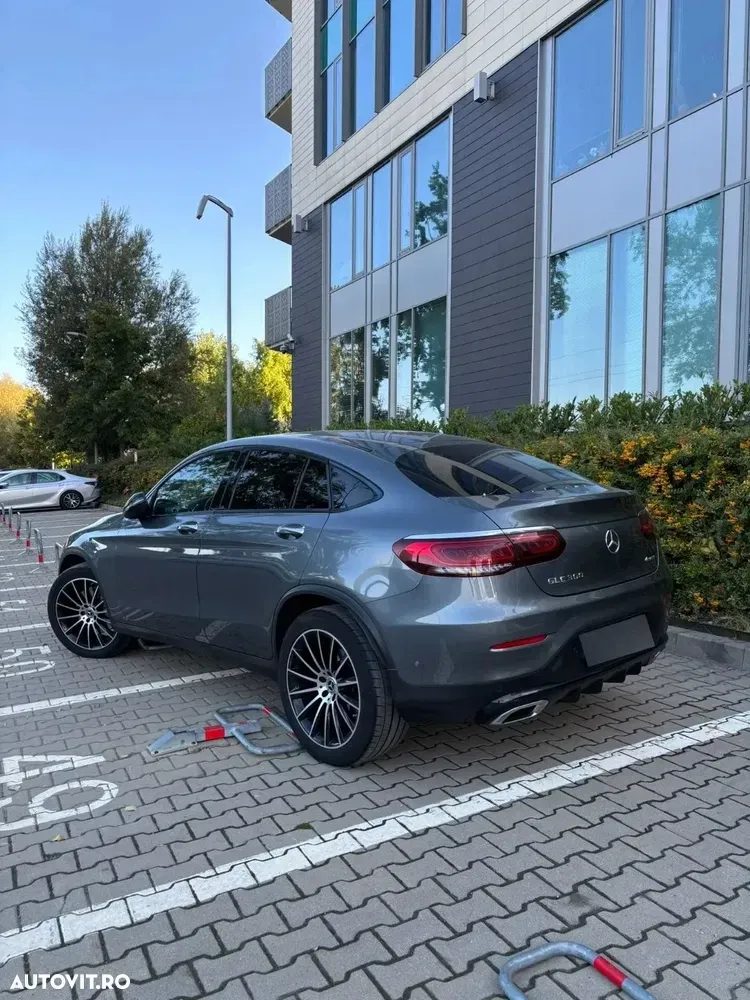 Mercedes-Benz GLC Coupe 300 4MATIC MHEV — imagine 2