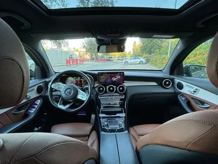 Mercedes-Benz GLC Coupe 300 4MATIC MHEV