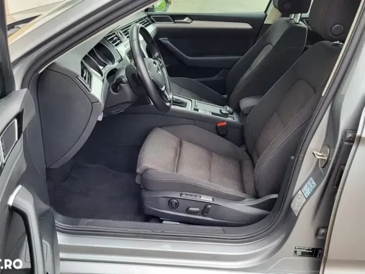 Volkswagen Passat B8 2.0 TDI DSG Highline