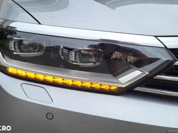 Volkswagen Passat B8 2.0 TDI DSG Highline