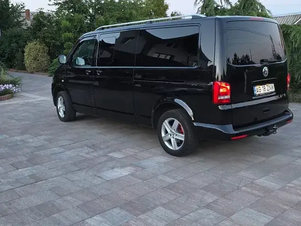 Volkswagen Caravelle