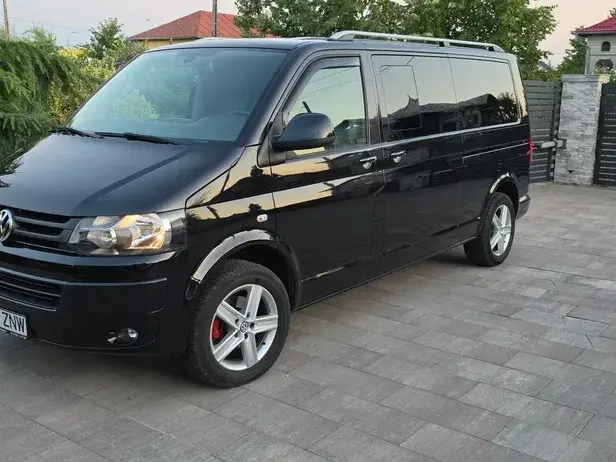 Volkswagen Caravelle