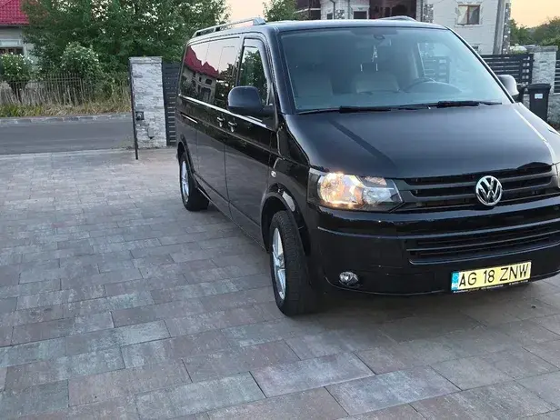 Volkswagen Caravelle