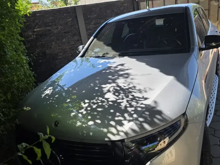 Mercedes-Benz EQC 400 4MATIC