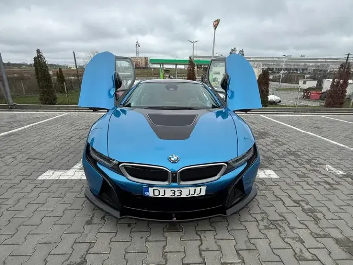BMW i8 Standard