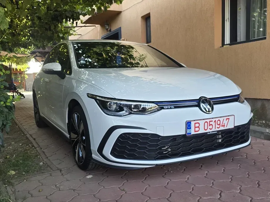 Volkswagen Golf VIII 1.4 eHybrid OPF DSG GTE — imagine 3