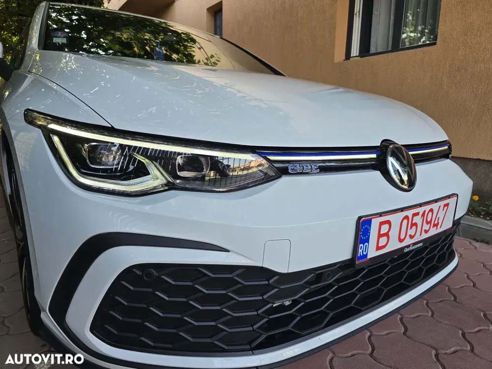 Volkswagen Golf VIII 1.4 eHybrid OPF DSG GTE — imagine 2