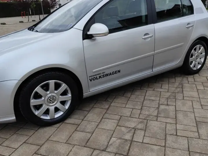 Volkswagen Golf V