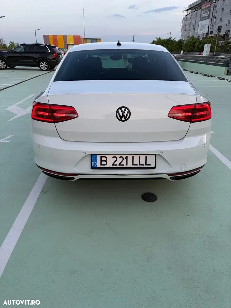 Volkswagen Passat B8 2.0 TDI DSG 4Motion Highline — imagine 6