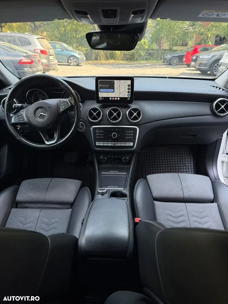 Mercedes-Benz GLA X156 — imagine 6