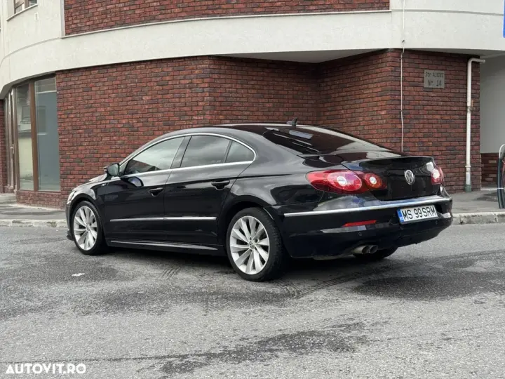 Volkswagen Passat 2.0 TDI DPF DSG R-Line Edition
